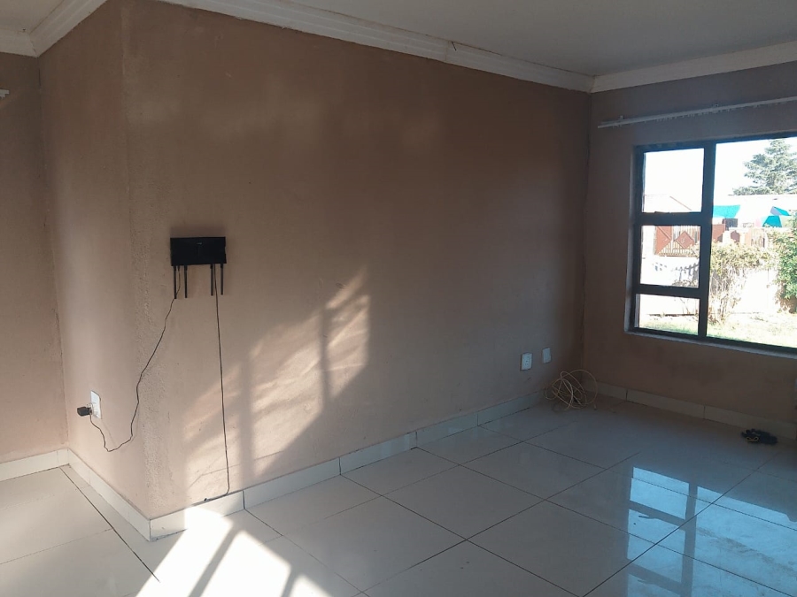 4 Bedroom Property for Sale in Sebokeng Zone 10 Gauteng