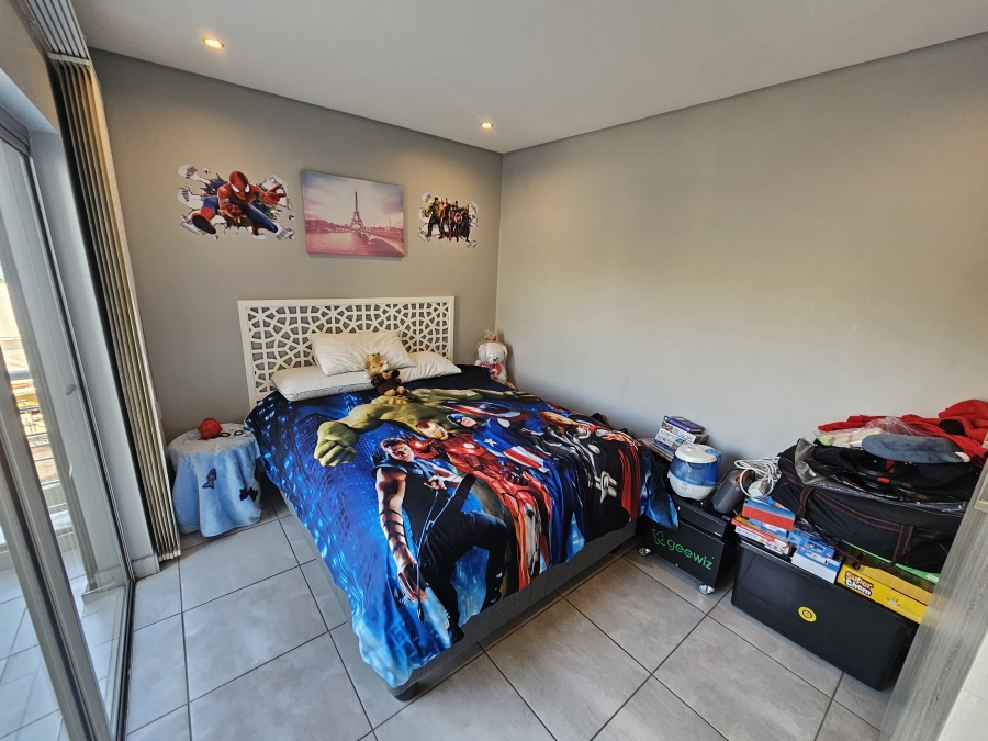 To Let 2 Bedroom Property for Rent in Broadacres Gauteng