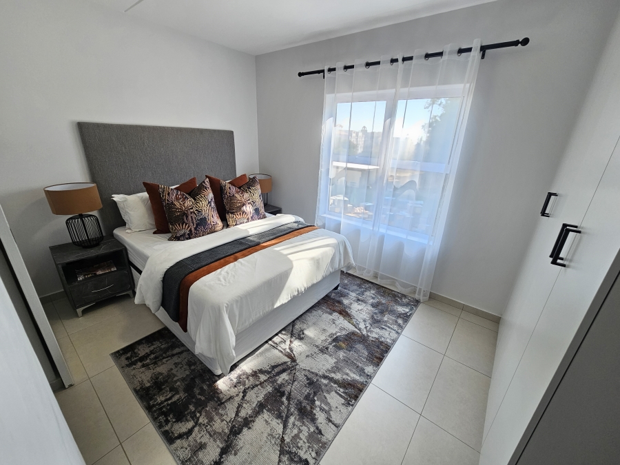To Let 2 Bedroom Property for Rent in Magaliessig Gauteng