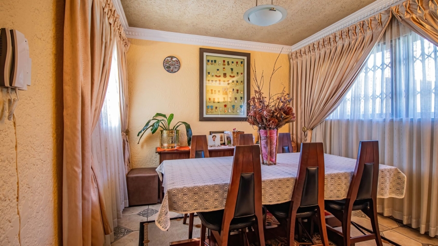 4 Bedroom Property for Sale in Leondale Gauteng