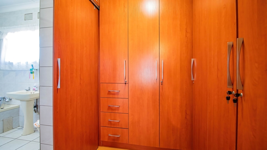 4 Bedroom Property for Sale in Leondale Gauteng