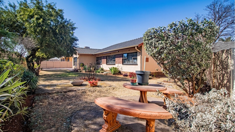 4 Bedroom Property for Sale in Leondale Gauteng