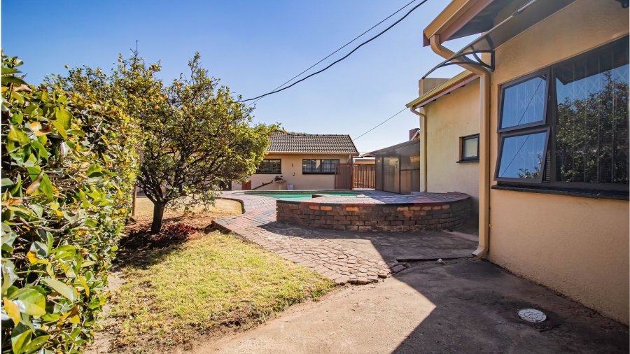 4 Bedroom Property for Sale in Leondale Gauteng