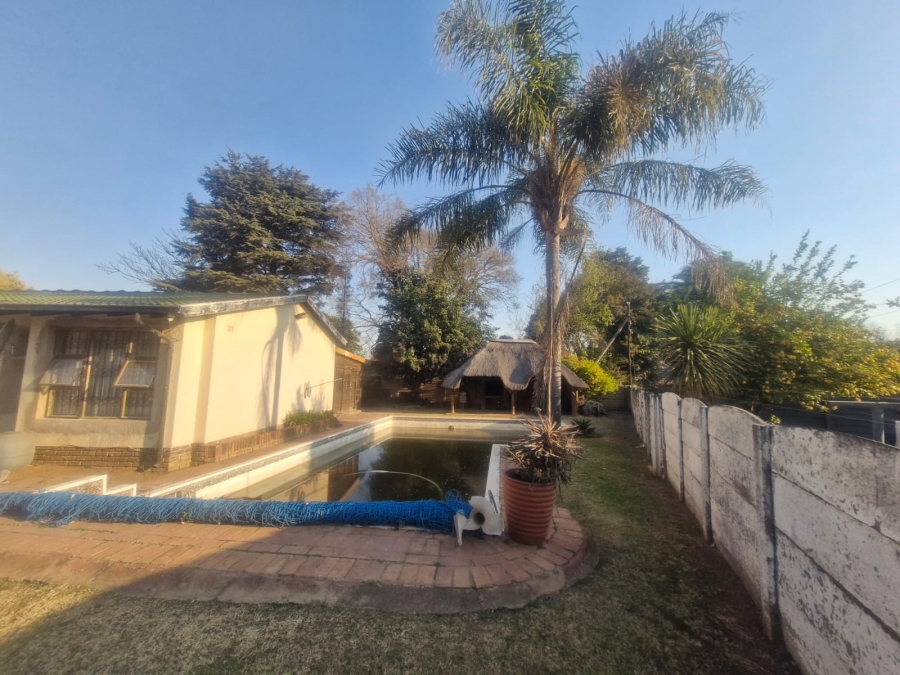 3 Bedroom Property for Sale in Crystal Park Gauteng