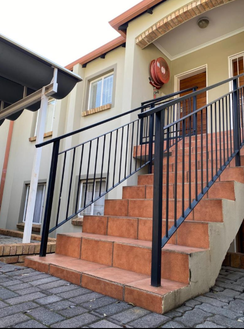 To Let 2 Bedroom Property for Rent in Linden Gauteng