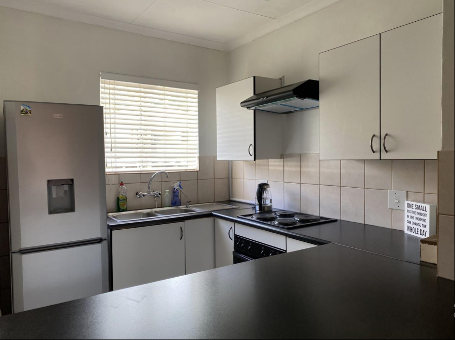 To Let 2 Bedroom Property for Rent in Linden Gauteng