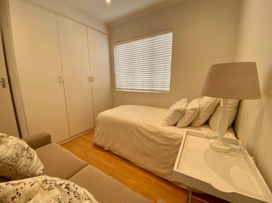 To Let 2 Bedroom Property for Rent in Linden Gauteng