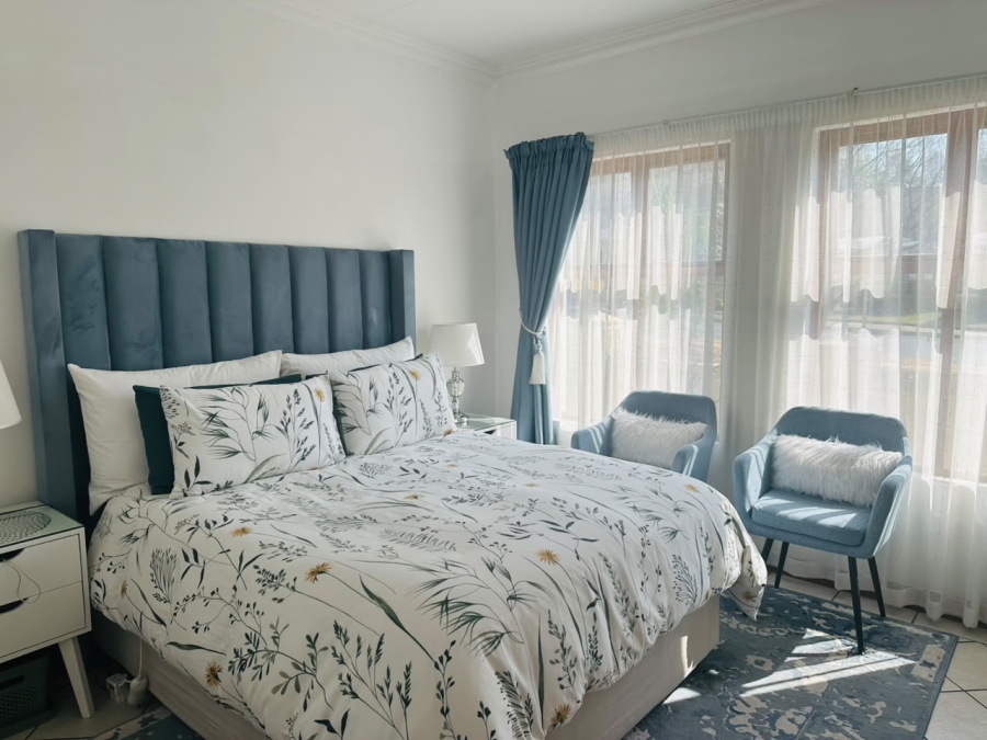 2 Bedroom Property for Sale in Bryanston Gauteng