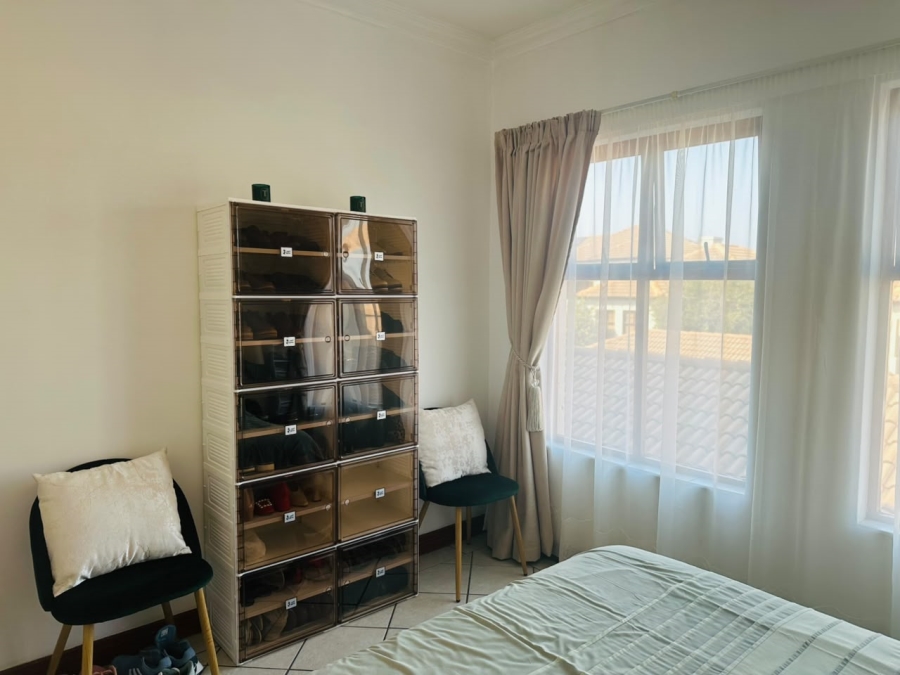 2 Bedroom Property for Sale in Bryanston Gauteng