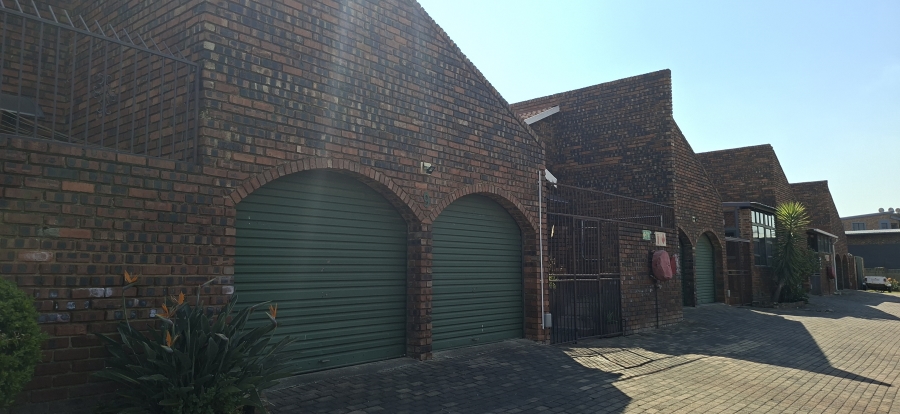 3 Bedroom Property for Sale in Birchleigh Gauteng
