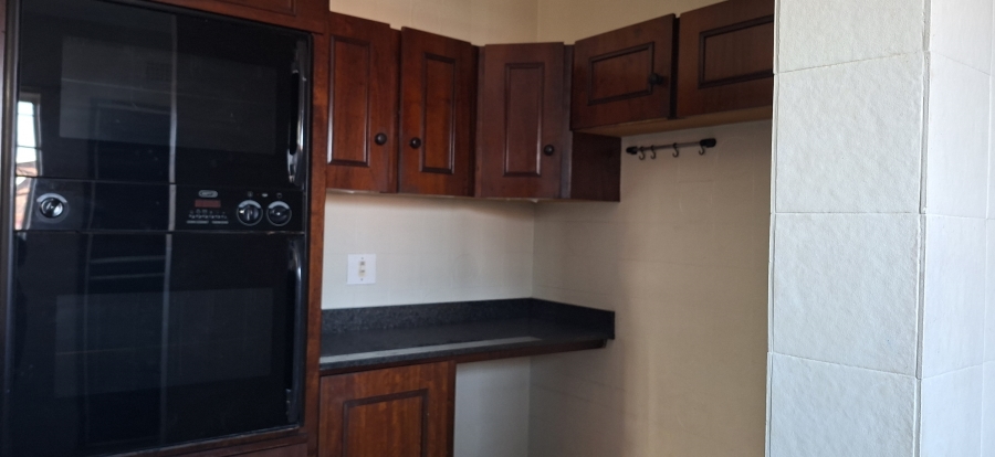 3 Bedroom Property for Sale in Birchleigh Gauteng
