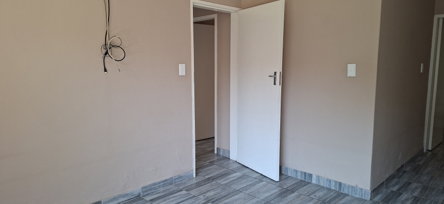 3 Bedroom Property for Sale in Birchleigh Gauteng