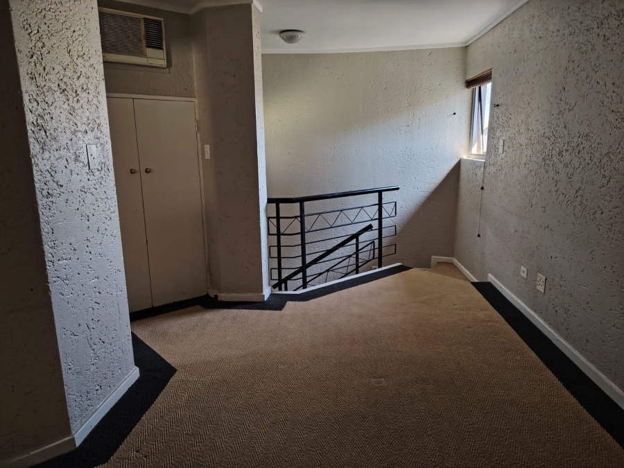 To Let 3 Bedroom Property for Rent in Benoni Industrial Gauteng