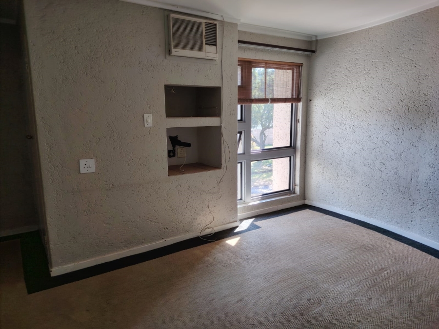 To Let 3 Bedroom Property for Rent in Benoni Industrial Gauteng