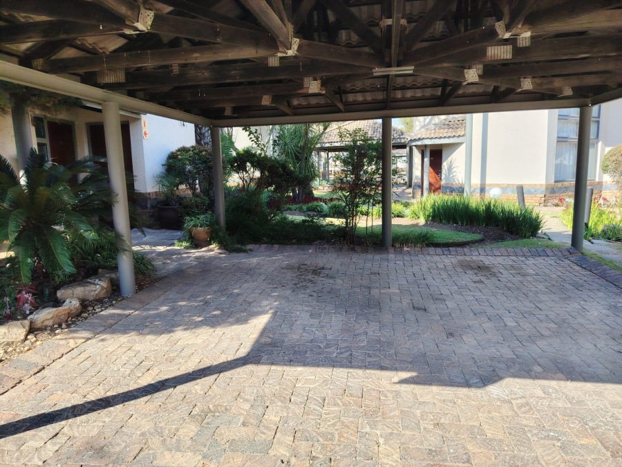 To Let 3 Bedroom Property for Rent in Benoni Industrial Gauteng