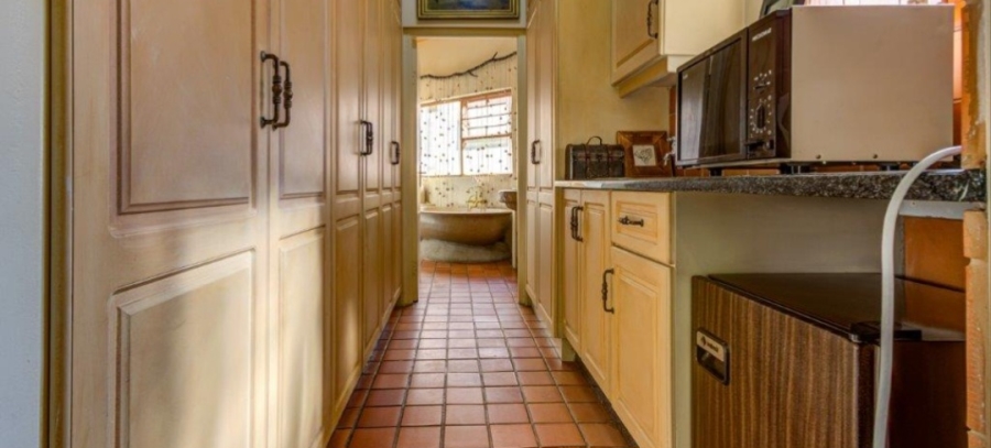 4 Bedroom Property for Sale in Van Riebeeck Park Gauteng