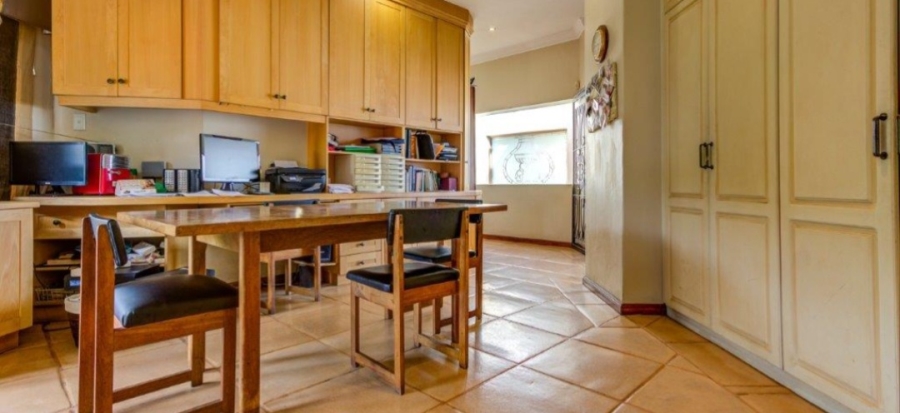 4 Bedroom Property for Sale in Van Riebeeck Park Gauteng