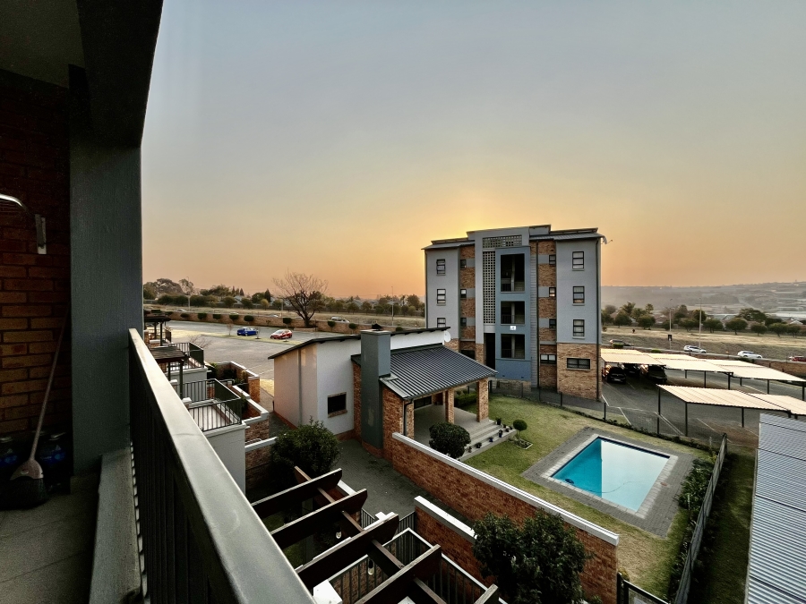 2 Bedroom Property for Sale in Barbeque Downs Gauteng