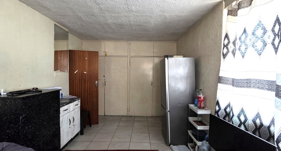 2 Bedroom Property for Sale in Sunnyside Gauteng