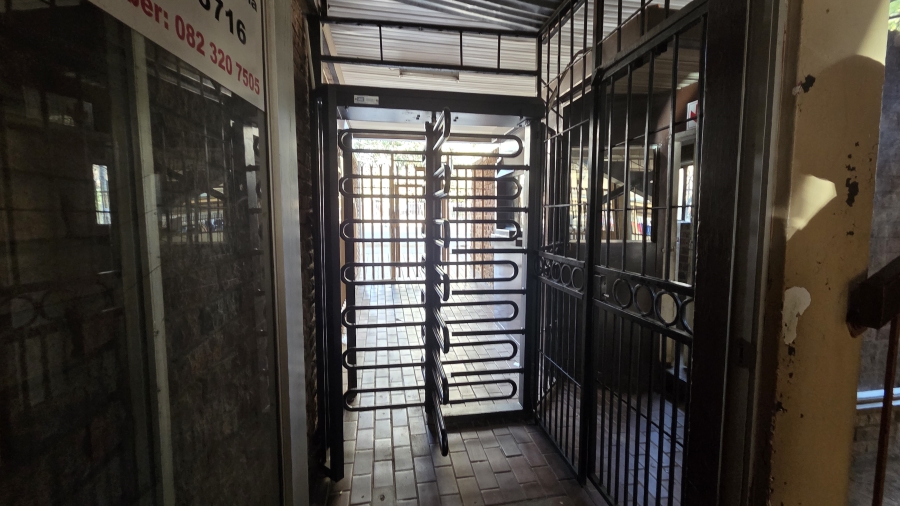 2 Bedroom Property for Sale in Sunnyside Gauteng
