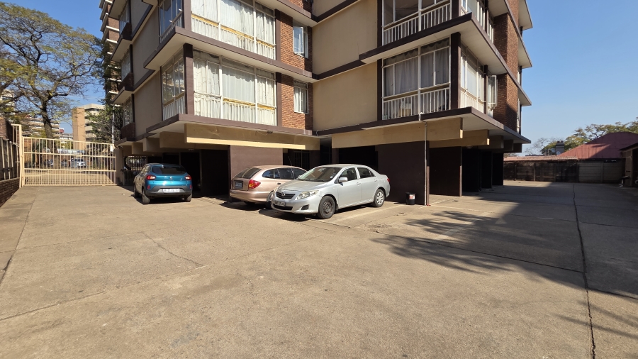 2 Bedroom Property for Sale in Sunnyside Gauteng