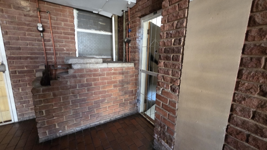 2 Bedroom Property for Sale in Sunnyside Gauteng