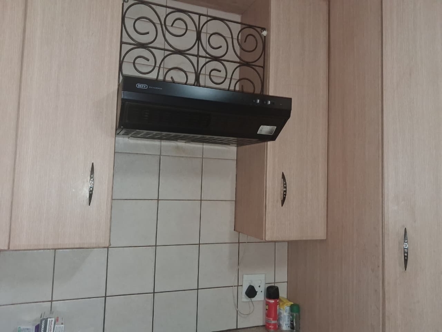 4 Bedroom Property for Sale in Andeon AH Gauteng