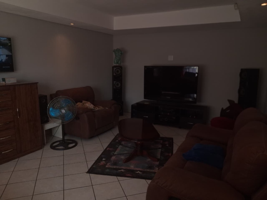 4 Bedroom Property for Sale in Andeon AH Gauteng