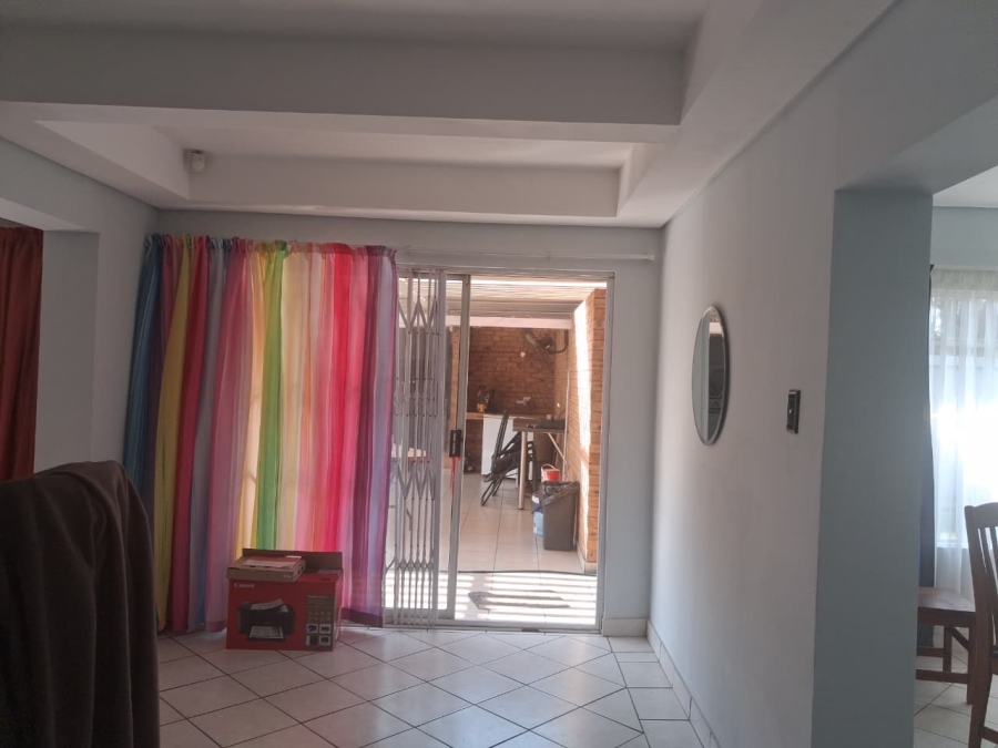 4 Bedroom Property for Sale in Andeon AH Gauteng