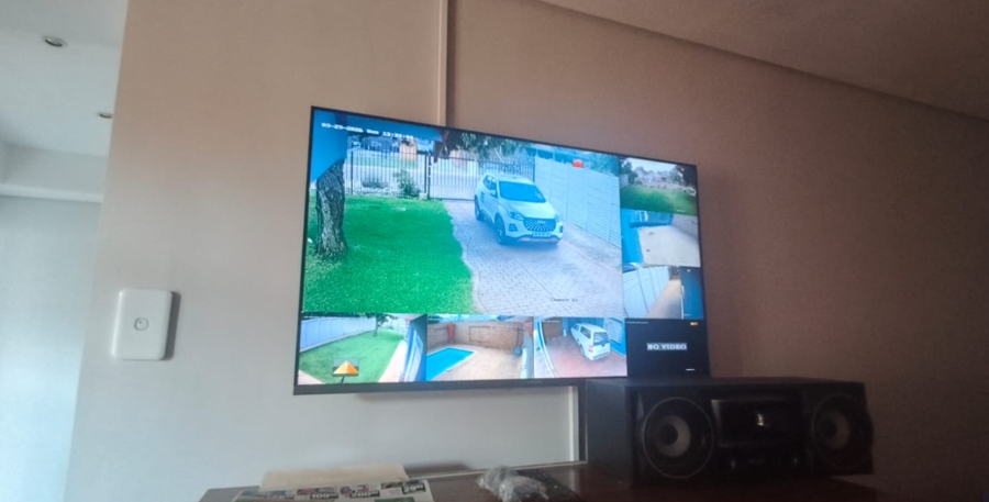 4 Bedroom Property for Sale in Andeon AH Gauteng