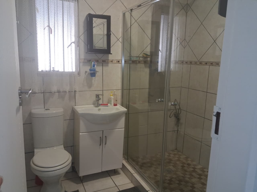 4 Bedroom Property for Sale in Andeon AH Gauteng