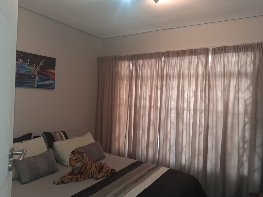 4 Bedroom Property for Sale in Andeon AH Gauteng