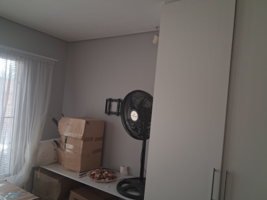 4 Bedroom Property for Sale in Andeon AH Gauteng
