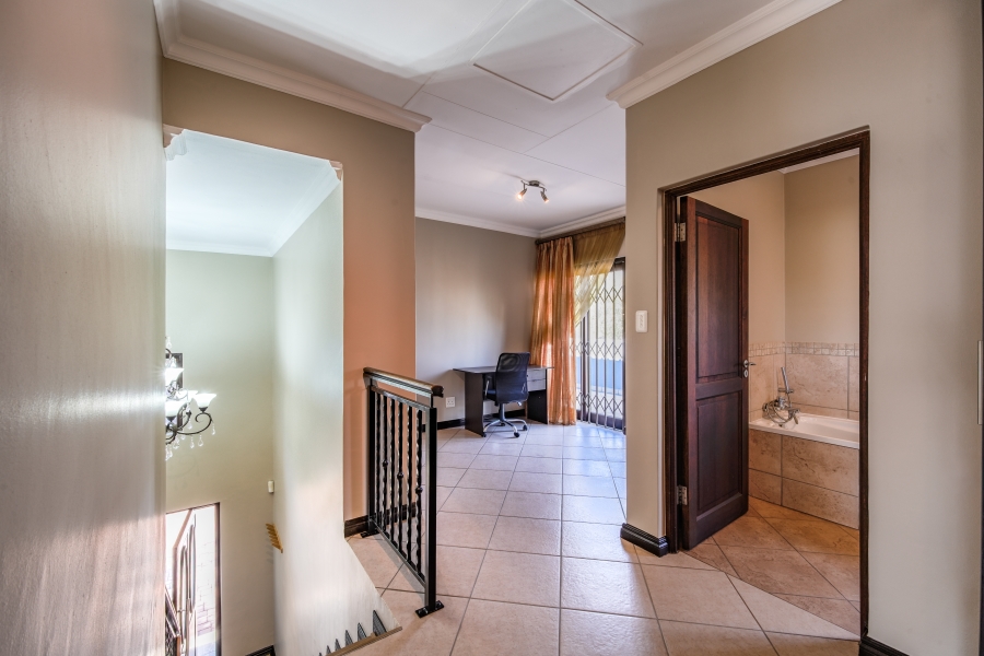 4 Bedroom Property for Sale in Olympus AH Gauteng