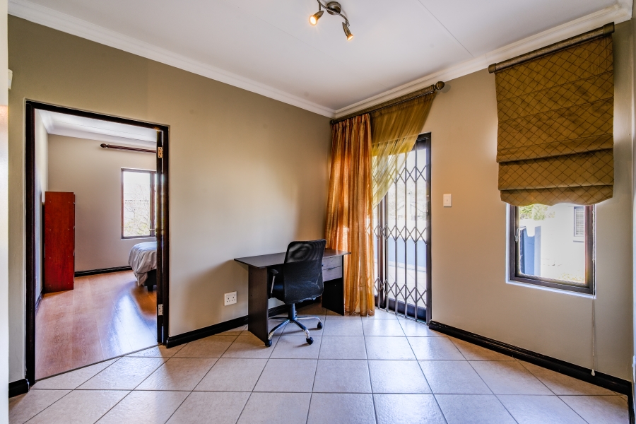 4 Bedroom Property for Sale in Olympus AH Gauteng