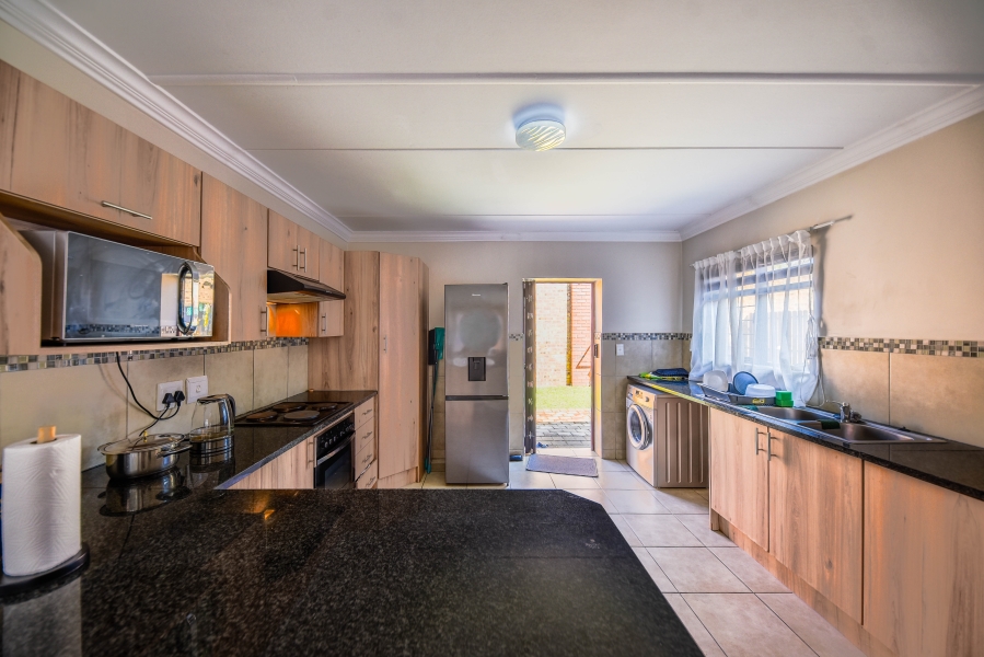 3 Bedroom Property for Sale in Equestria Gauteng