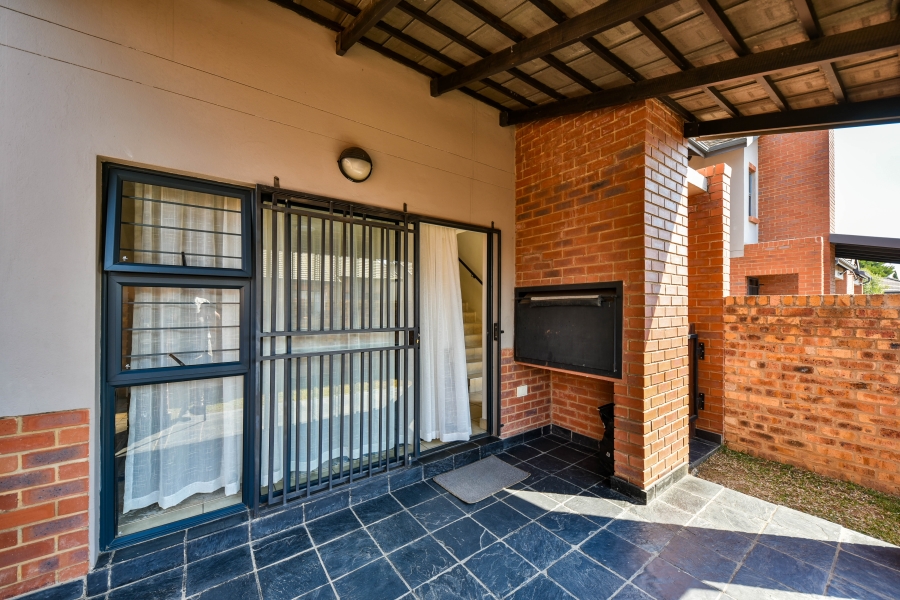 3 Bedroom Property for Sale in Equestria Gauteng