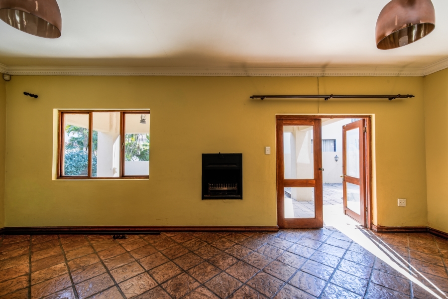 3 Bedroom Property for Sale in Faerie Glen Gauteng
