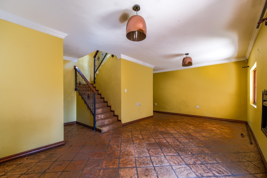 3 Bedroom Property for Sale in Faerie Glen Gauteng