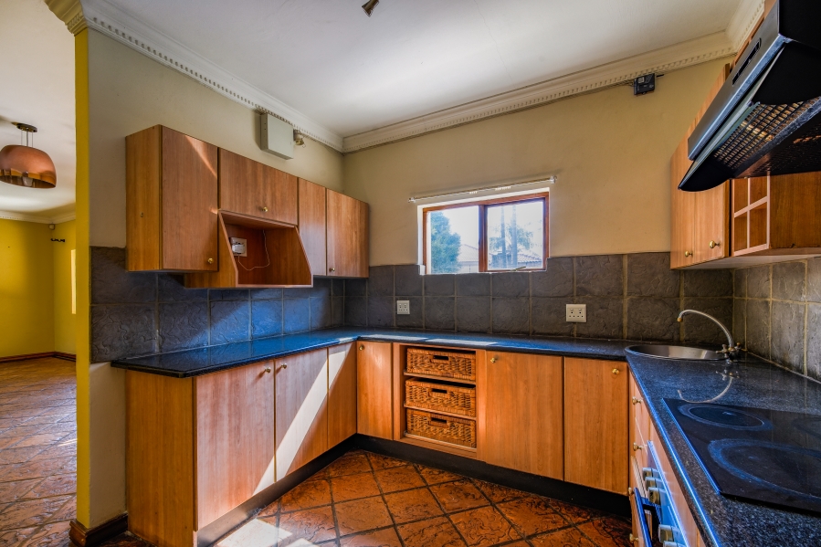 3 Bedroom Property for Sale in Faerie Glen Gauteng