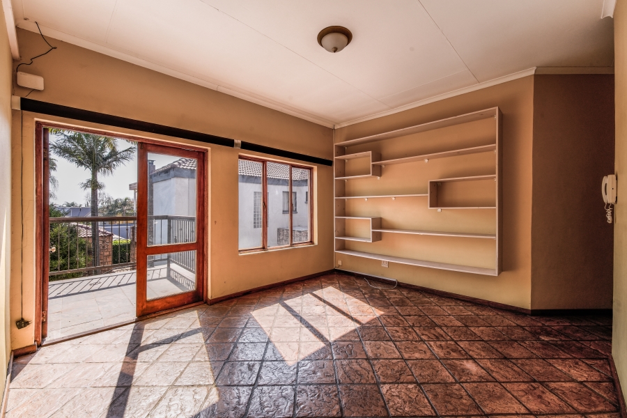 3 Bedroom Property for Sale in Faerie Glen Gauteng