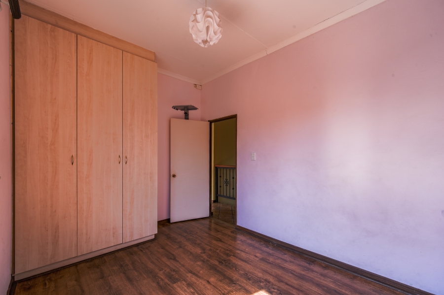 3 Bedroom Property for Sale in Faerie Glen Gauteng