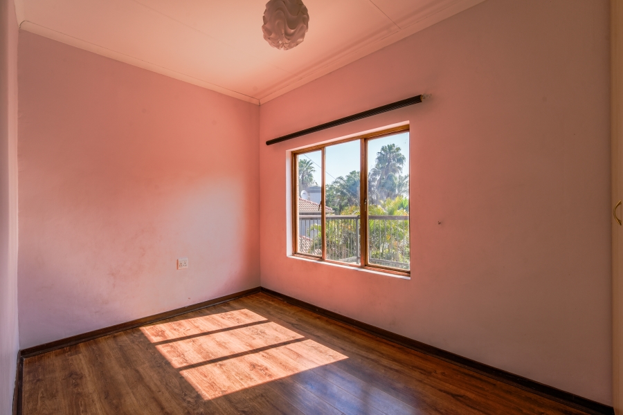 3 Bedroom Property for Sale in Faerie Glen Gauteng