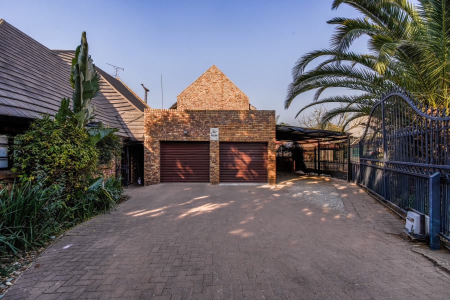 3 Bedroom Property for Sale in Moreleta Park Gauteng
