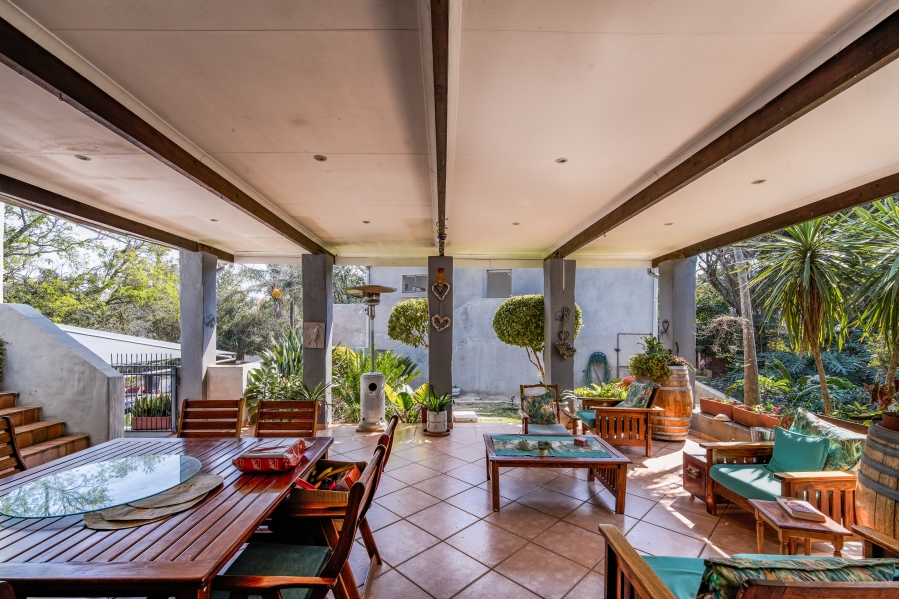 4 Bedroom Property for Sale in Faerie Glen Gauteng