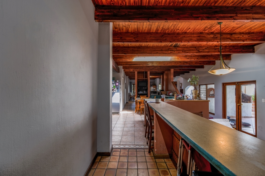 4 Bedroom Property for Sale in Faerie Glen Gauteng