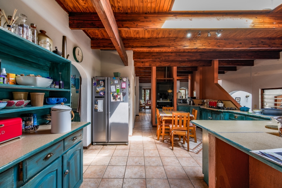 4 Bedroom Property for Sale in Faerie Glen Gauteng
