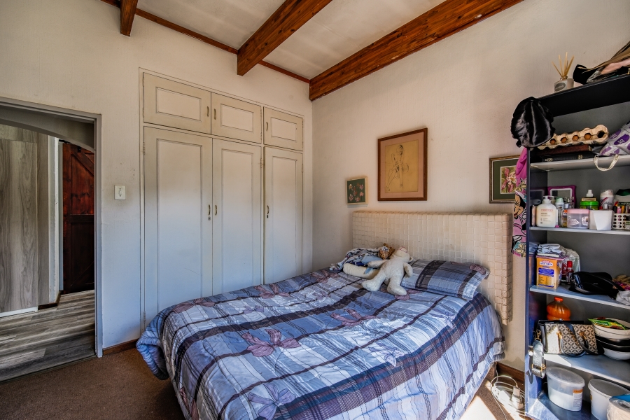 4 Bedroom Property for Sale in Faerie Glen Gauteng