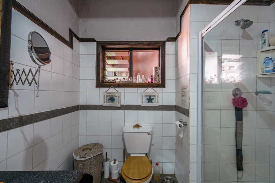 4 Bedroom Property for Sale in Faerie Glen Gauteng