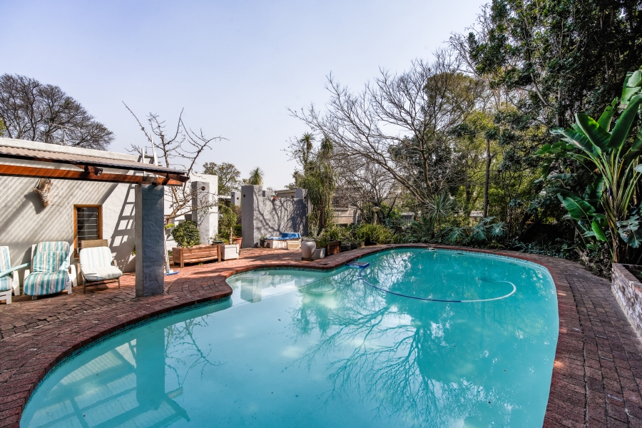 4 Bedroom Property for Sale in Faerie Glen Gauteng